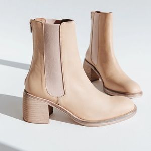 Free People Essential Chelsea Boots